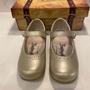 Footmates Emma Shoe - sz 9